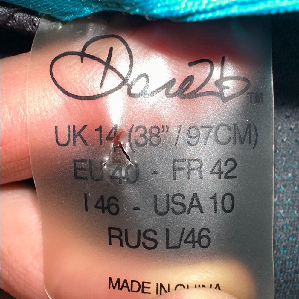 Dare2b lightweight rain jacket - image 4